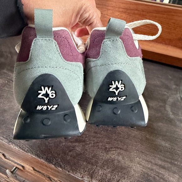 W6YZ Colorblock Suede Sneakers Size 39 (US 8.5) - Picture 5 of 9